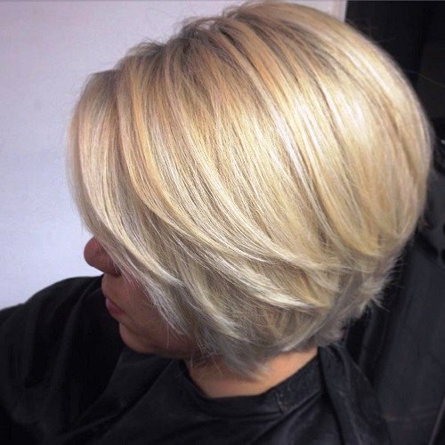 Blonde Layered Bob – Short Hairstyles for Girls