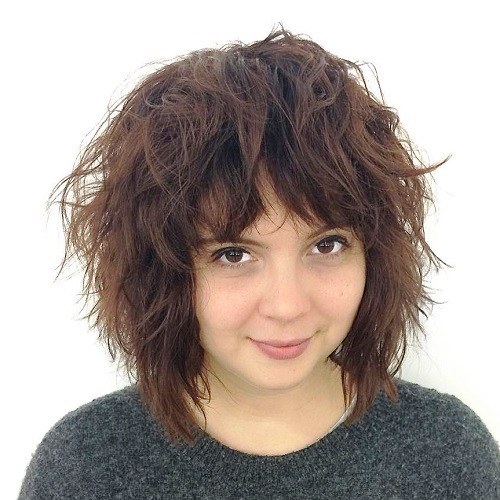 Heavy Curls for Round Faces